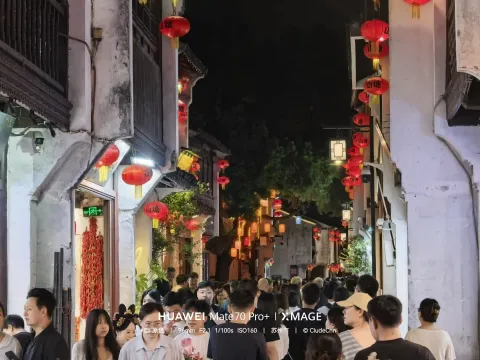 七里山塘的夜晚8
