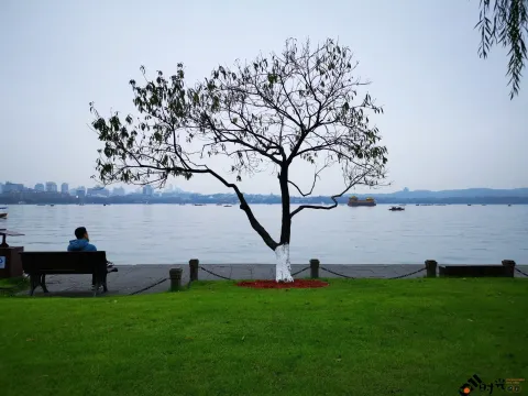 西湖，白堤