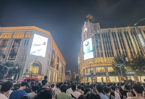 南京路步行街的夜晚7