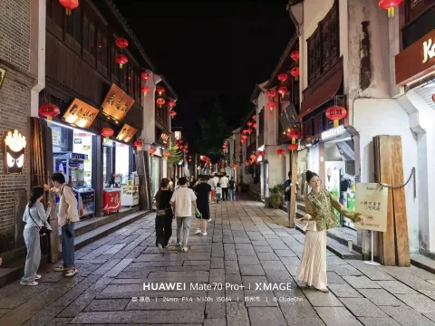 七里山塘的夜晚16