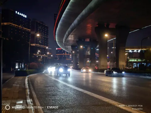 夜色里的高架桥下3