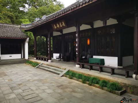 龙井路，龙井问茶，寻龙井古址