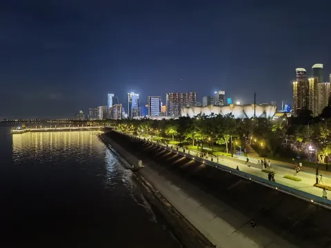 夜幕下的钱塘江美景5