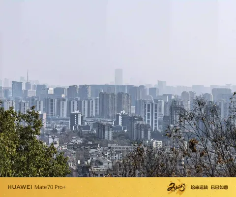 攀爬吴山观景9