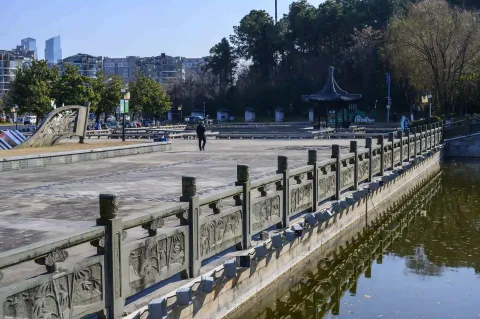 仁皇山体育公园4