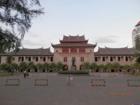 厦门大学，群贤楼