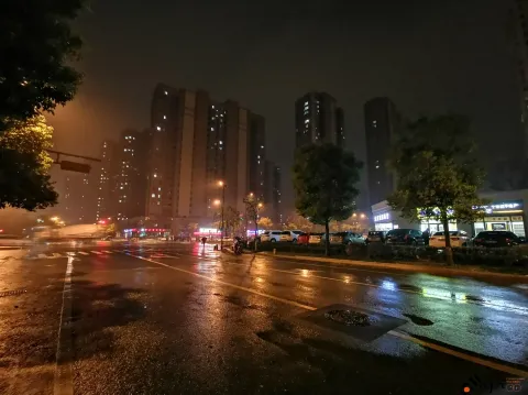 夜晚的街道