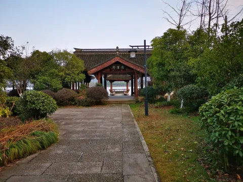 湘湖边的景色