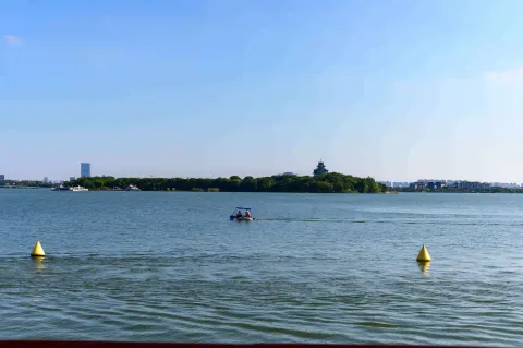 漫步金鸡湖畔19